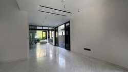 Jalan Loyang Besar (D17), Terrace #498352731